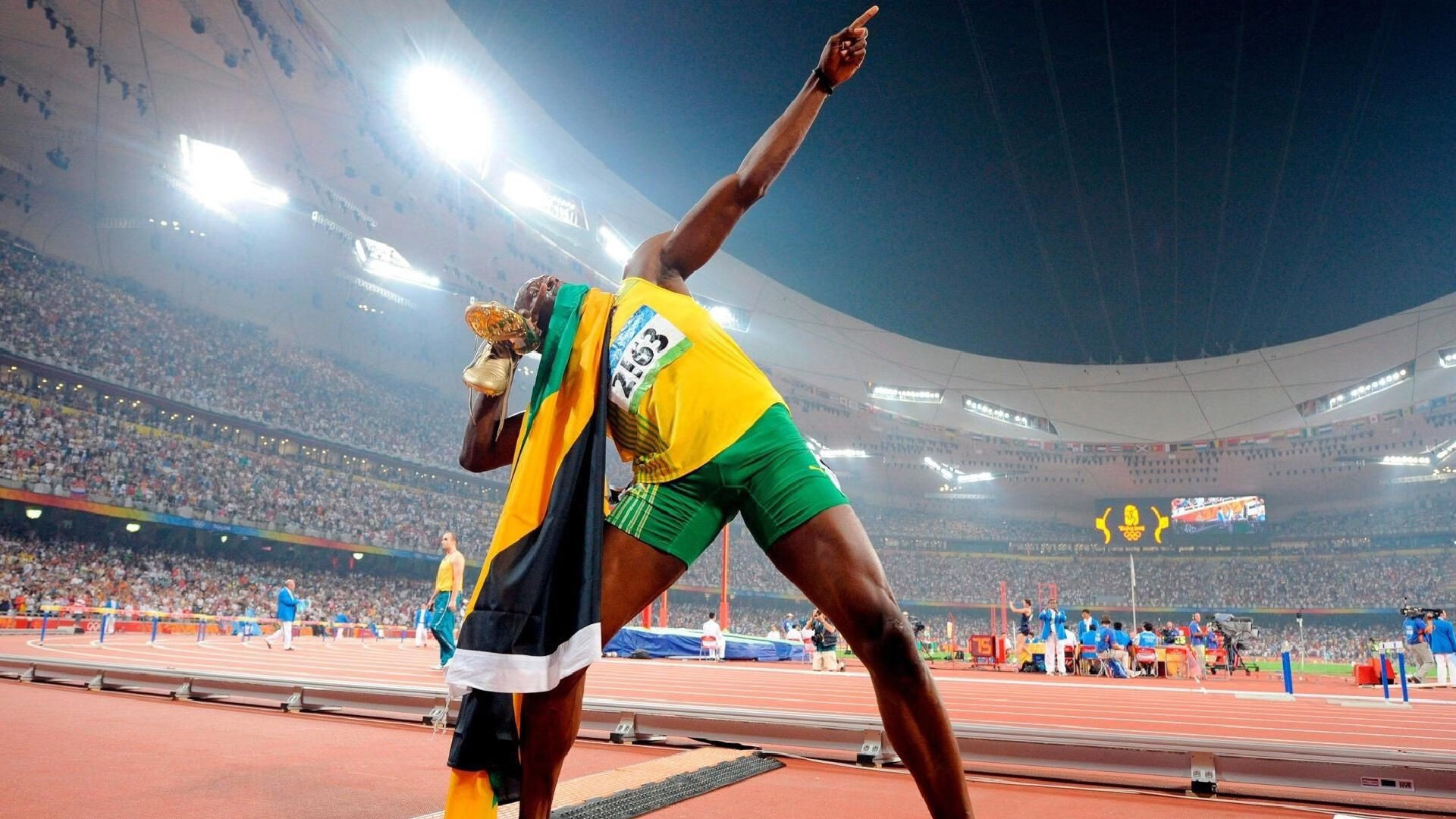 国际游泳锦标赛记录刷新,2021国际游泳锦标赛